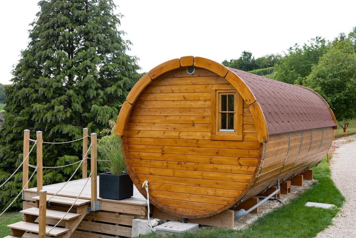 Nuit Insolite : Tonneau Enchante Cormoyeux Exterior photo
