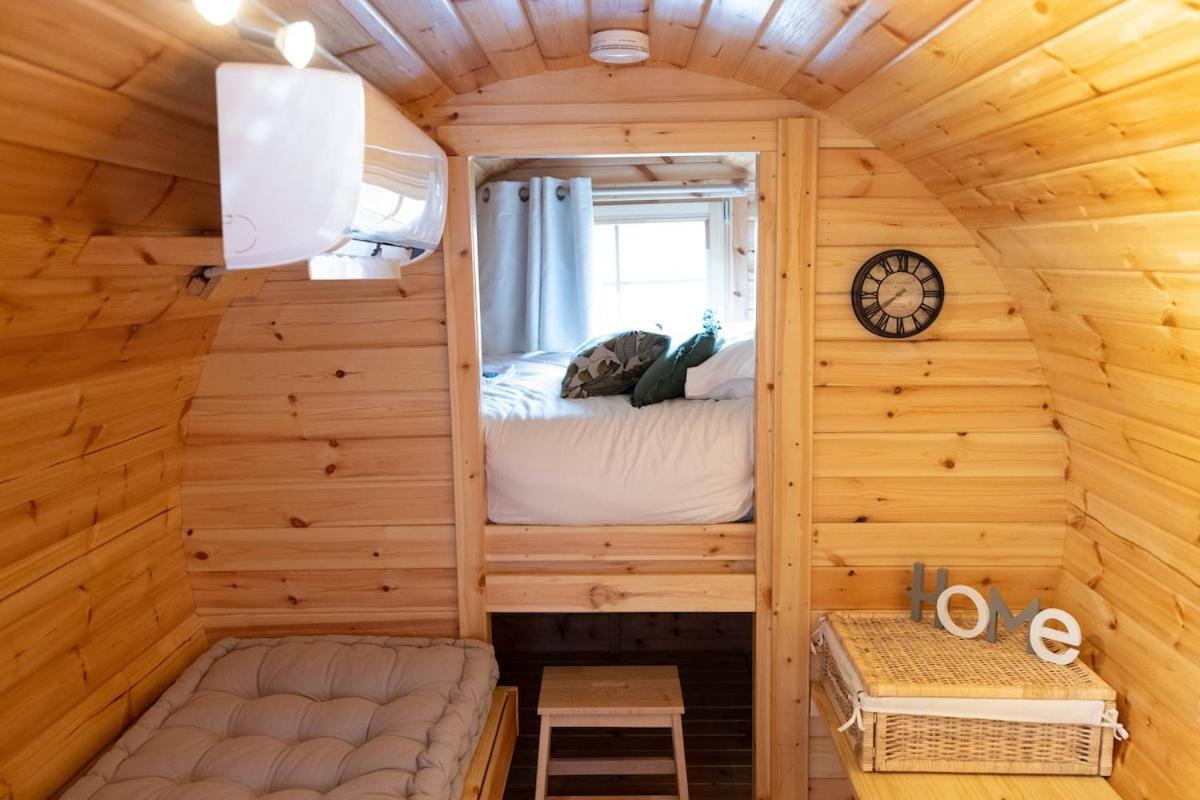 Nuit Insolite : Tonneau Enchante Cormoyeux Exterior photo